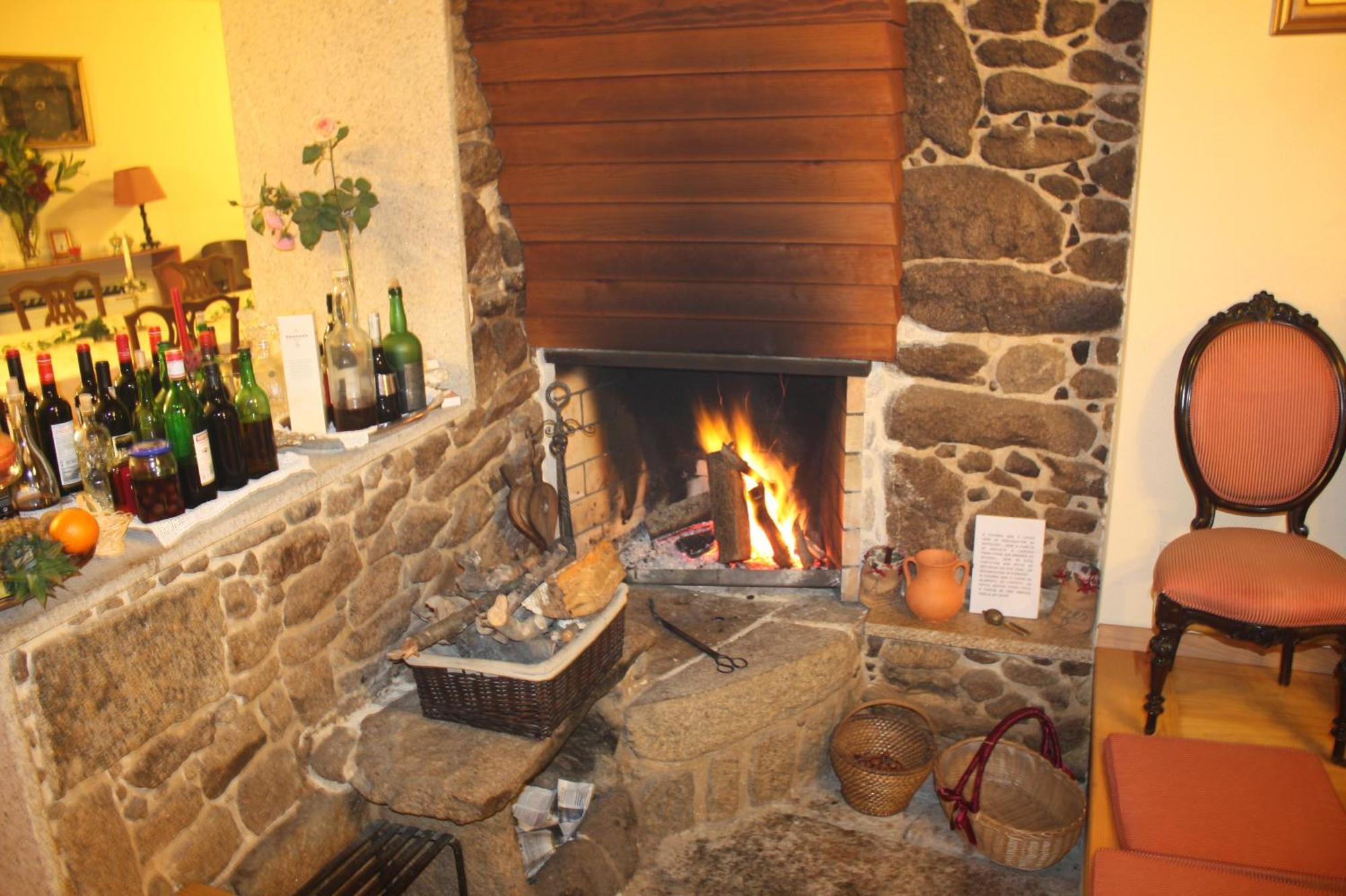 Hotel Outros Tempos Turismo De Aldeia à Aricera Extérieur photo